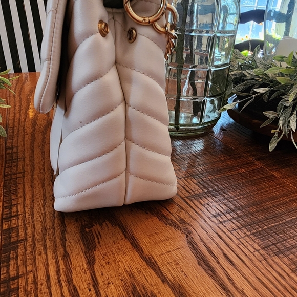 A New Day - Picture 2 of 4